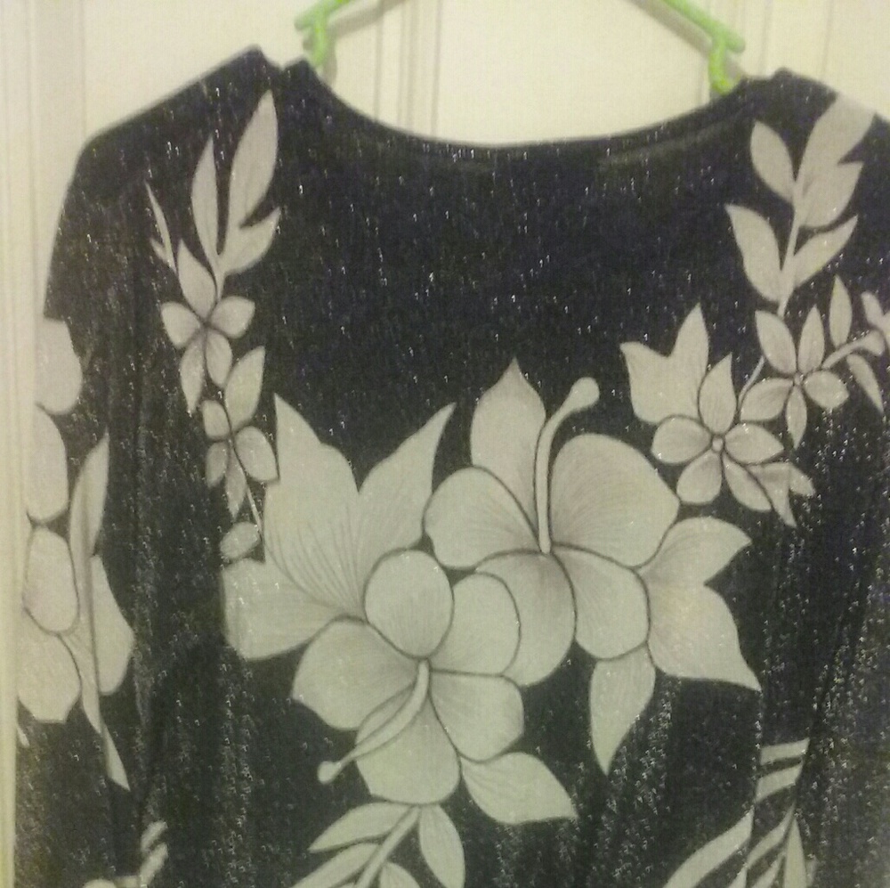 Sweater Top - Picture 2 of 4
